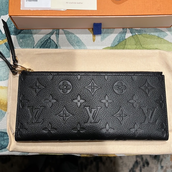 LV Adele Empreinte wallet - Picture 2 of 7